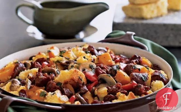 Südwest-Maisbrot und Chorizo-Dressing