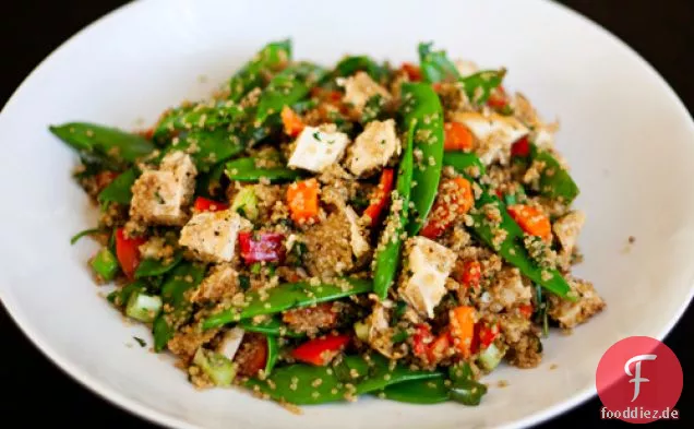 Quinoa Stir-fry Mit Gemüse & Hühnerfleisch