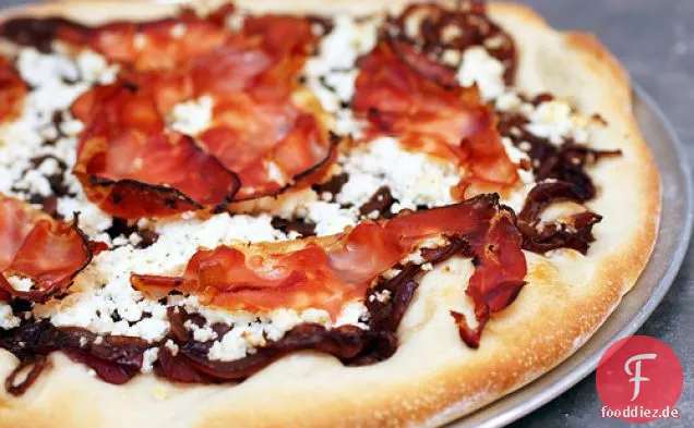 Frische Ricotta und Rote Zwiebel Pizza