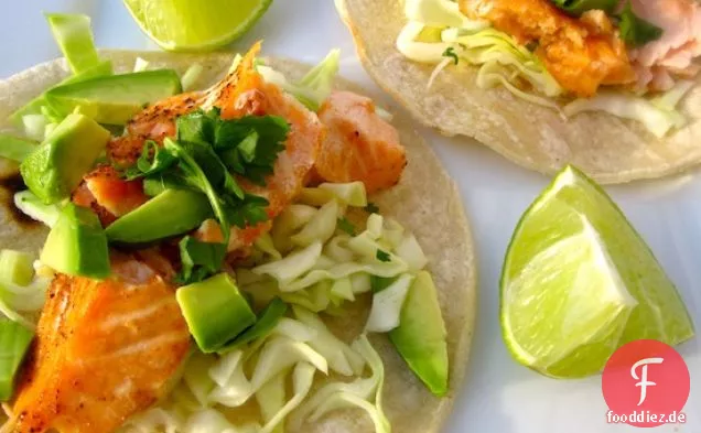 Einfache Lachs-Tacos