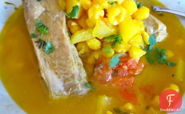 Kolumbianische gelbe Hominy Suppe (Sopa de maiz Pelao)