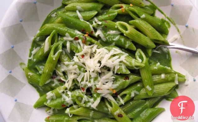 Pasta mit cremiger Spinatsauce