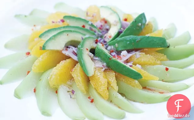 Orangen-, Chayote-, Schinken- und Avocadosalat