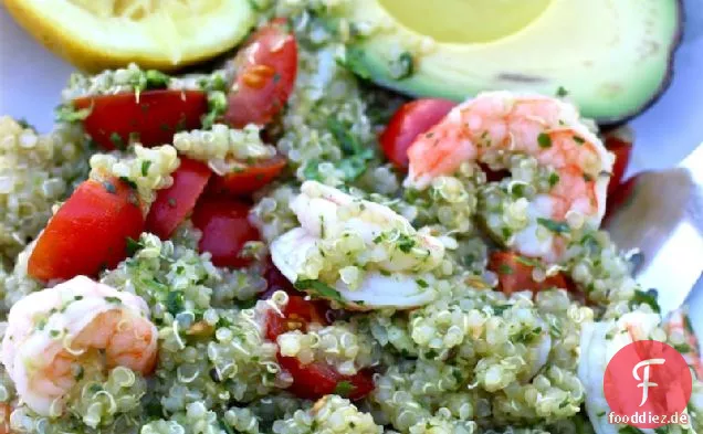 Quinoa, Garnelen und Chimichurri-Salat