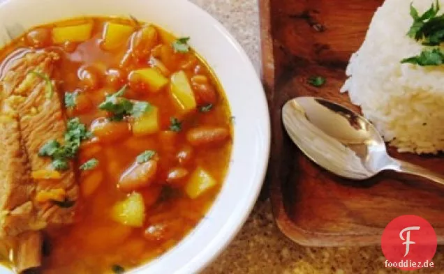 Kanarische Bohnensuppe (Sopa de Frijoles Canarios)