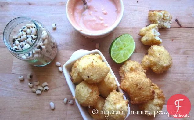 Buñuelos de Fríjol de Cabecita Negra (Black-eyed Pea Fritters)