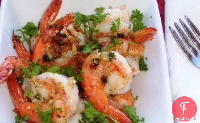 GARNELEN IN KNOBLAUCHSAUCE (CAMARONES AL AJILLO)