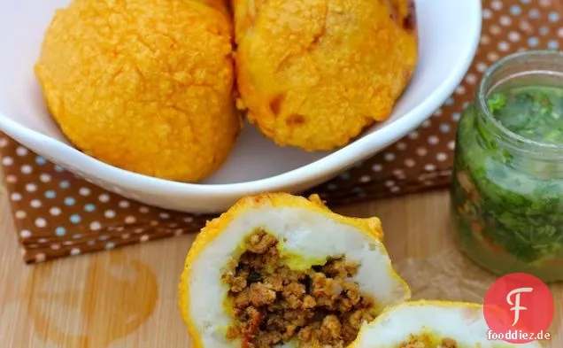 Gefüllte Kartoffeln im kolumbianischen Stil (Papas Rellenas Colombianas)