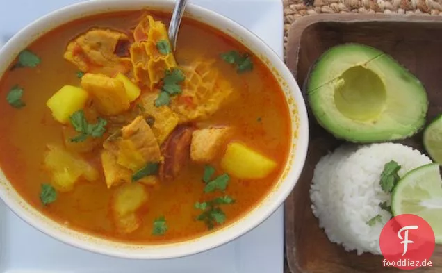 Mondongo Colombiano (Schweinefleisch, Kutteln und Chorizo Suppe)