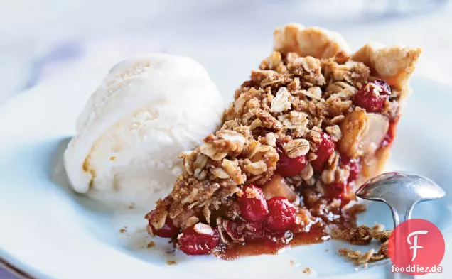 Birne-Cranberry-Torte mit Haferflocken Streusel
