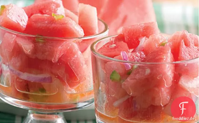 Spritziger Wassermelonensalat