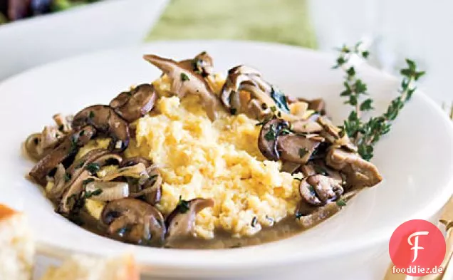 Ragoût von Pilzen mit cremiger Polenta