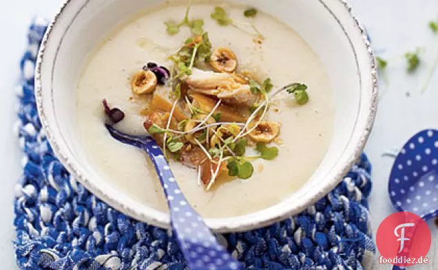 Cremige Sellerie-Suppe mit Geräucherter Forelle