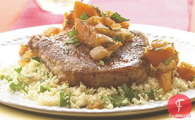Gewürzte Schweinekoteletts mit Butternut-Kürbis