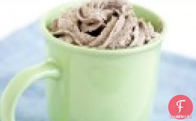 Kekse und Sahne Becher Kuchen