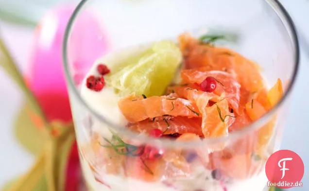 Verrine Fraicheur: Gurke, Joghurt Und Räucherlachs Verrine