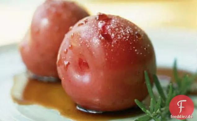Zucker, Geröstete Pflaumen mit Balsamico und Rosmarin Sirup