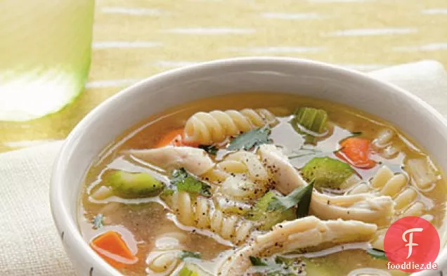 Schnelle Hühnernudelsuppe