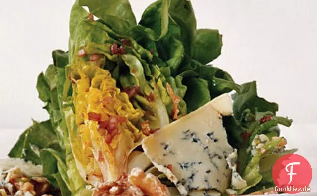 Boston Salat Wedges mit Zinfandel Vinaigrette und Stilton