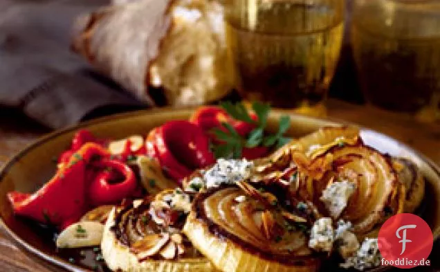 Geröstete Süße Zwiebeln mit Cabrales-Blauschimmelkäse
