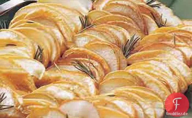 Gebratene Äpfel und Birnen mit Rosmarin