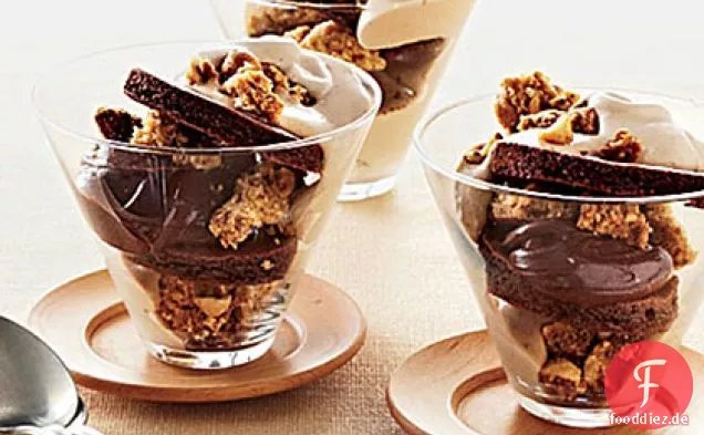 Schokoladencoupé mit Kakao-Nib-Mousse