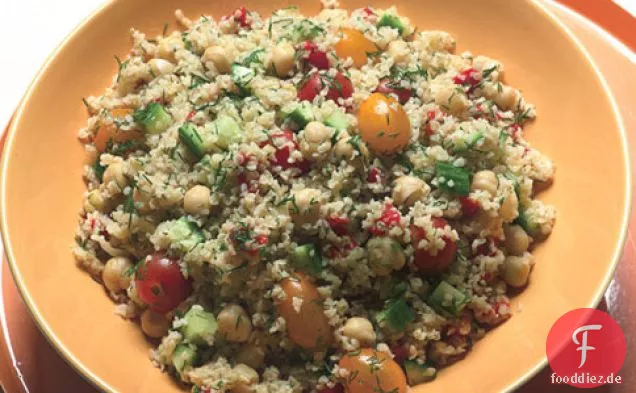 Bulgur, Garbanzo Bohne Und Gurke-Salat
