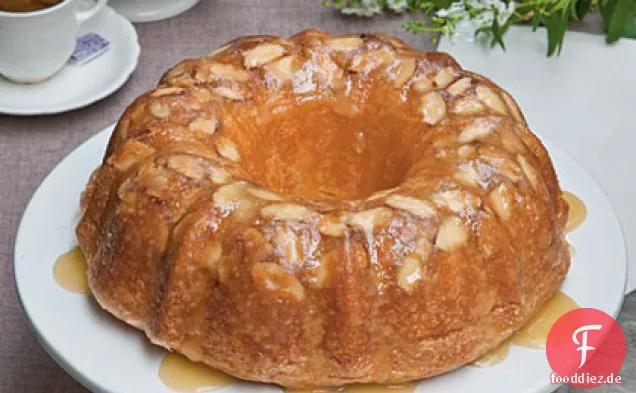 Amaretto-Mandel-Pfund-Kuchen