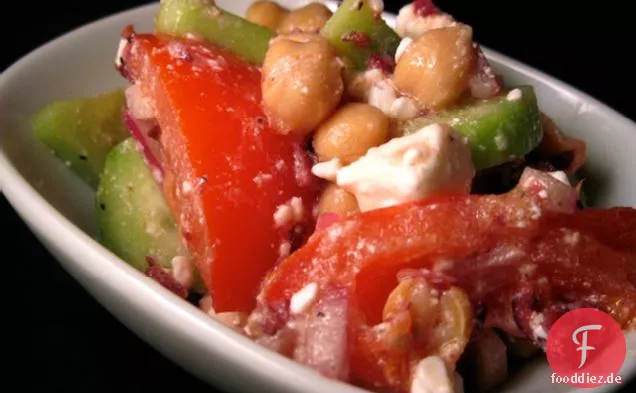 Horiatiki Mit Kalamata-Vinaigrette