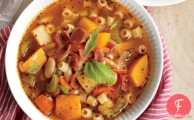 Wurzelgemüse Minestrone mit Speck