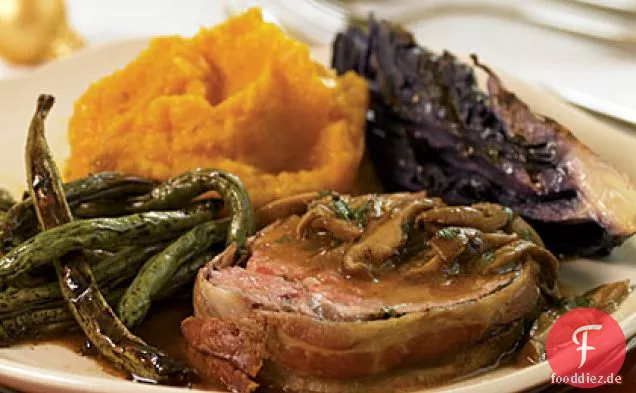 Mit Speck umwickeltes Rinderfilet mit Madeira