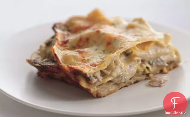 Käsige Hähnchen-Pilz-Lasagne