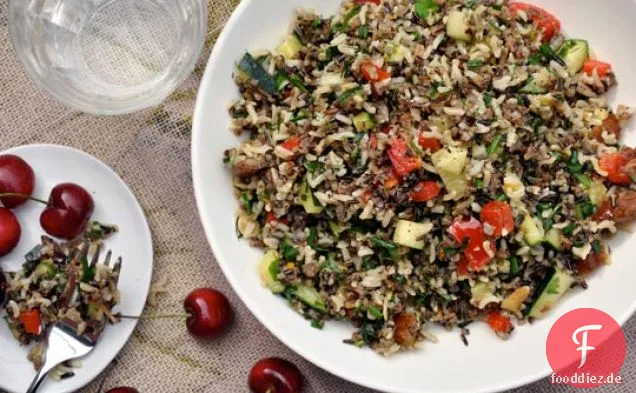 Süßer und herzhafter Wildreissalat
