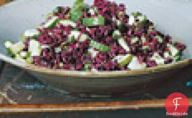 Persischer Gurken- und lila Reissalat