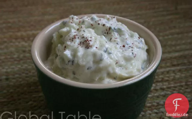 Gurken-Joghurt-Dip (Jajik)