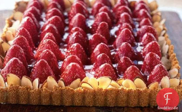 Erdbeer-Mandel-Creme-Torte