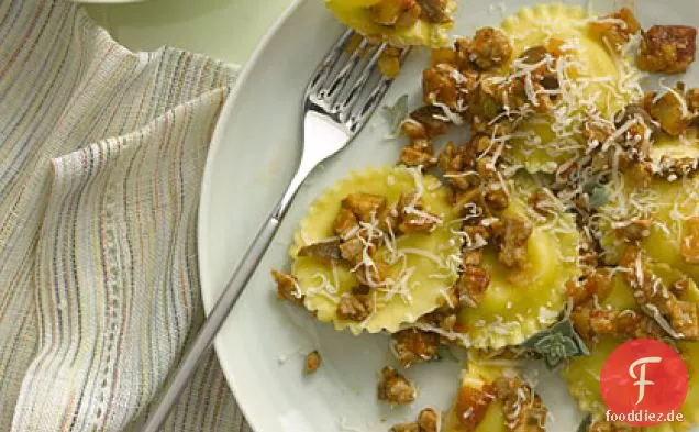 Ravioli, Mit Schweinefleisch, Fenchel und Shiitake-Sauce