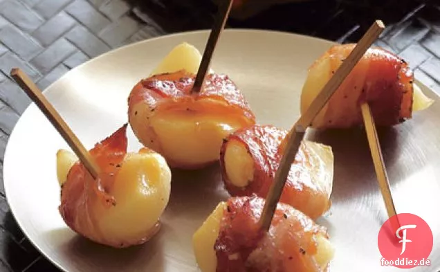 Pancetta-eingewickelter Knoblauch