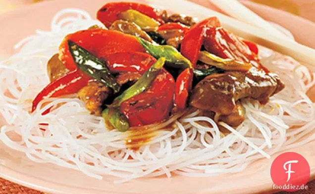 Schweinefleisch Stir-Fry mit Orangensauce