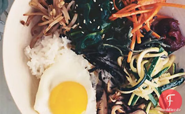 Koreanische Gemüse-Reis-Schüssel
