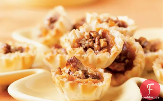 Ernte Süßkartoffel Pecan Pie Tarts