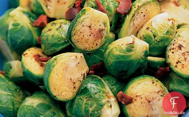 Süß-saurer Rosenkohl mit Speck