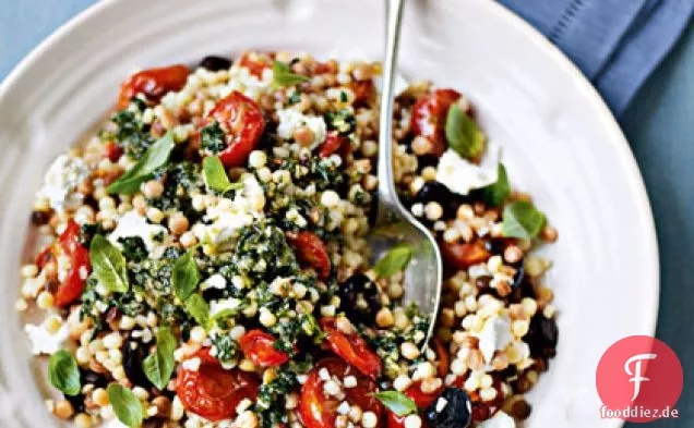 Fregola Sarda Pasta mit Tomaten