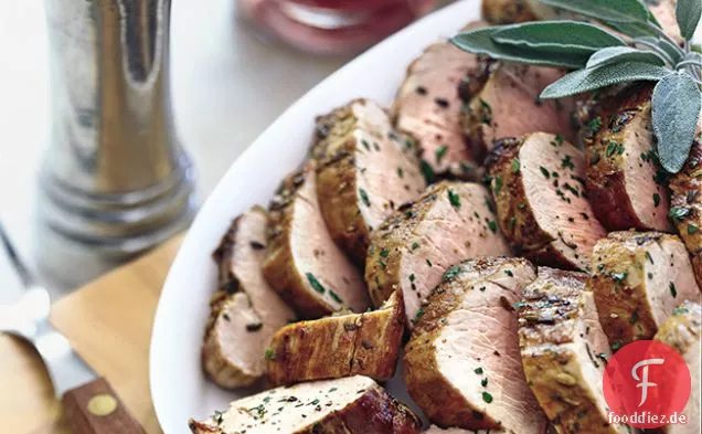 Gebratenes Schweinefilet mit Rhabarberkompott
