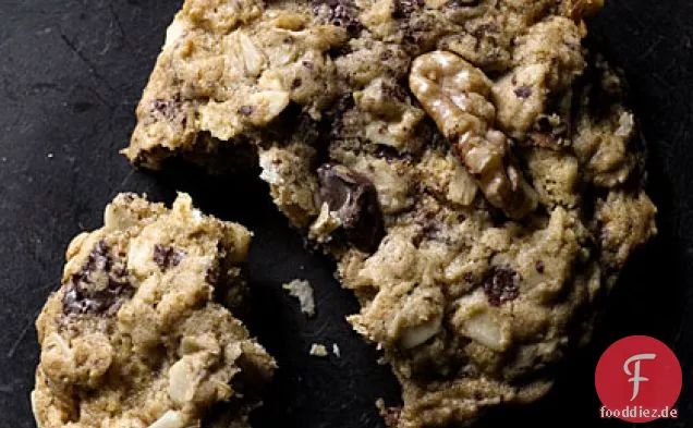 Schokoladenstück und Walnuss Haferflocken Cookies