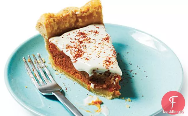 Süßkartoffelkuchen mit gewürztem Sahnetopping