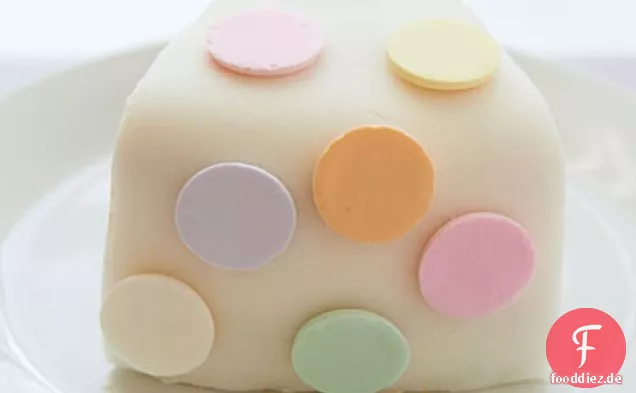 Polka Dot Kuchen