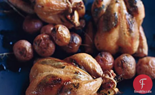 Gegrillte Poussins mit Zitronen-Kräuterbutter