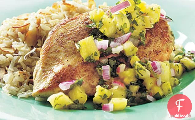 Kümmel-gebratenes Huhn mit Ananas-Minze-Salsa