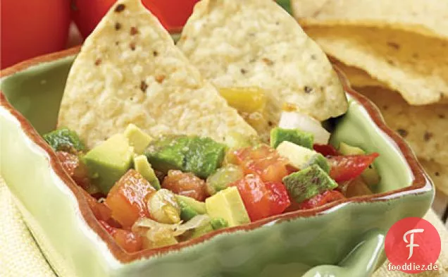 Chunky Tomaten-Avocado-Salat